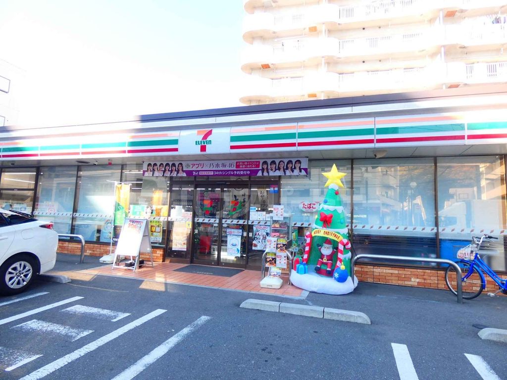 コンビニ　セブンイレブン松戸根本店（コンビニ）まで30m