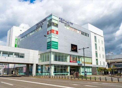 ショッピングセンター　千歳ステーションプラザ（ショッピングセンター）まで1114m