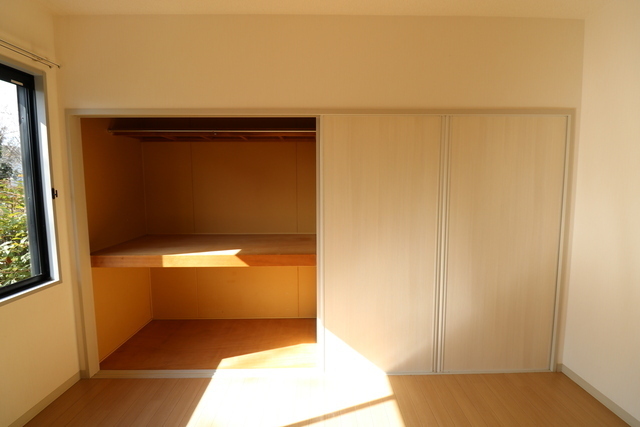 収納　洋室６帖（収納）