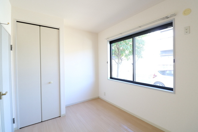 居室・リビング　洋室５帖