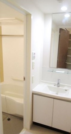 洗面設備　★収納付き、独立洗面台★