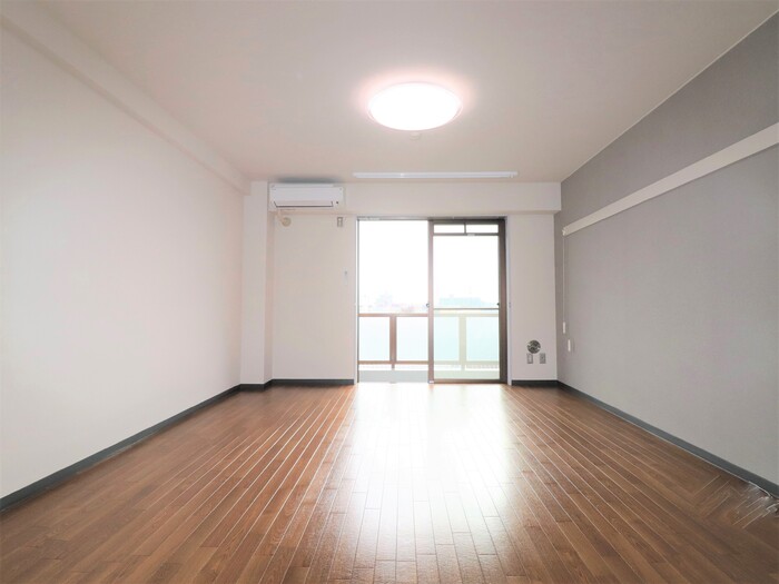 居室・リビング　洋室