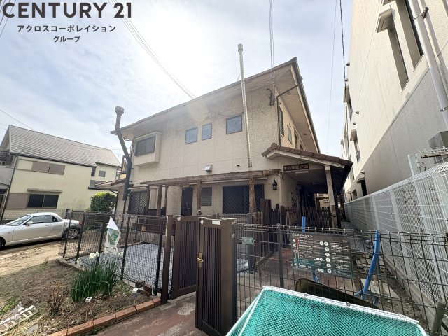 建物外観　敷地内に駐輪場があります