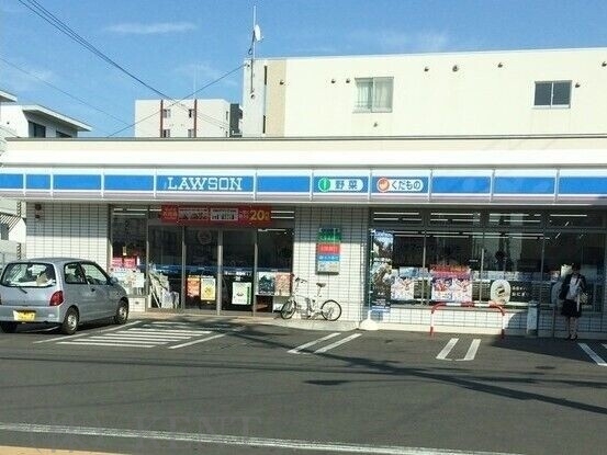コンビニ　ローソン札幌二十四軒4条北店（コンビニ）まで41m