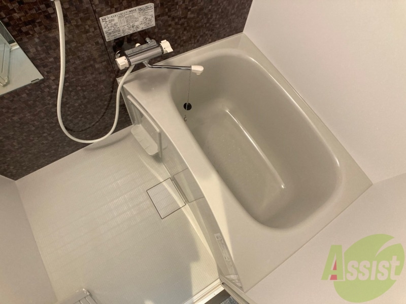 バス・シャワールーム　お風呂です。ゆっくりお風呂につかるのも体に良いですね～