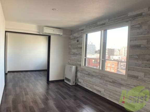 バルコニー　通風良好なので、室内でも洗濯物が乾きそうですね