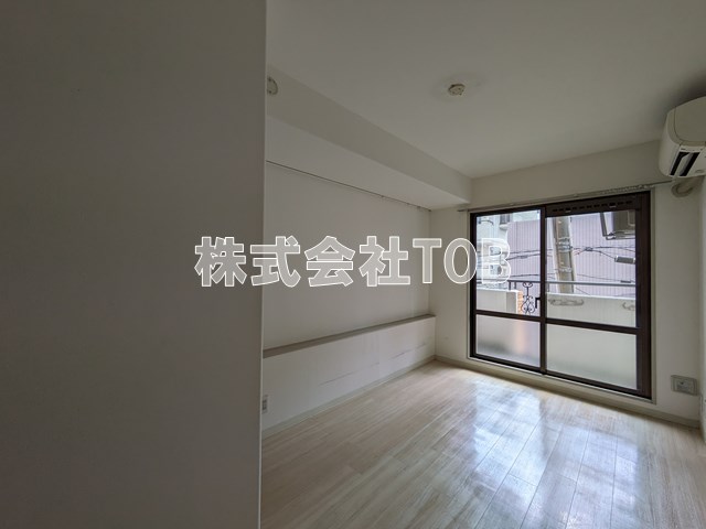 居室・リビング　6.9帖