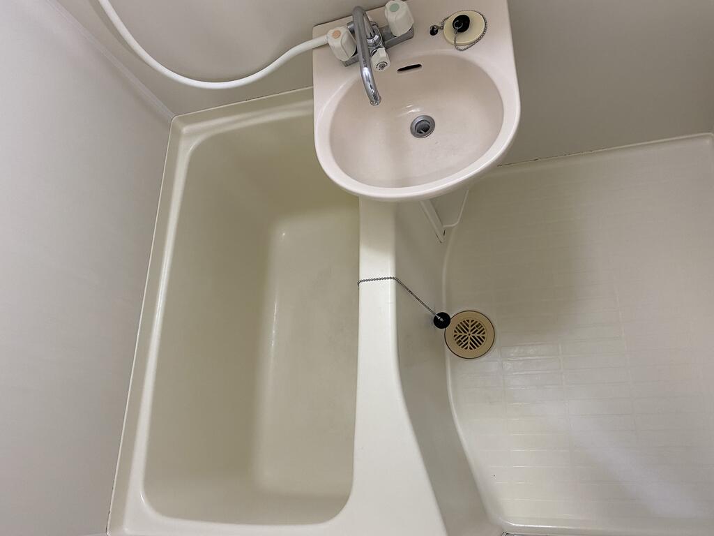 バス・シャワールーム　同タイプの部屋写真です