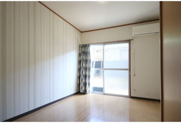 居室・リビング　同タイプの部屋写真です