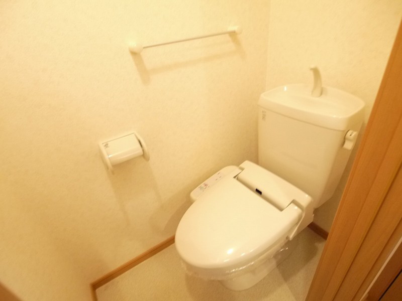 トイレ　別の部屋の写真