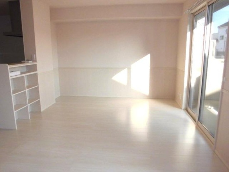 居室・リビング　図面と現状に相違がある場合には現状を優先