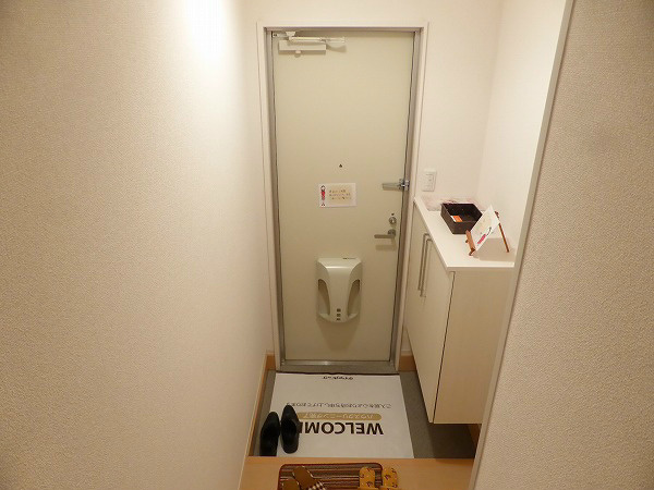 玄関　参考写真