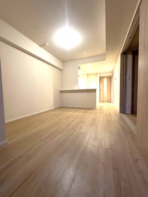 居室・リビング　◆ゆとりある１２．１帖・対面キッチンのＬＤＫ◆