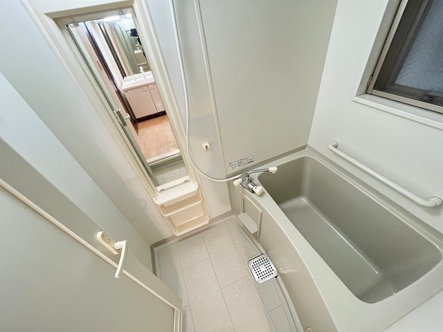 バス・シャワールーム　※別のお部屋の写真です。