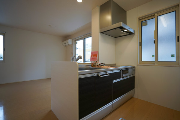 キッチン　同じ建物の別のお部屋