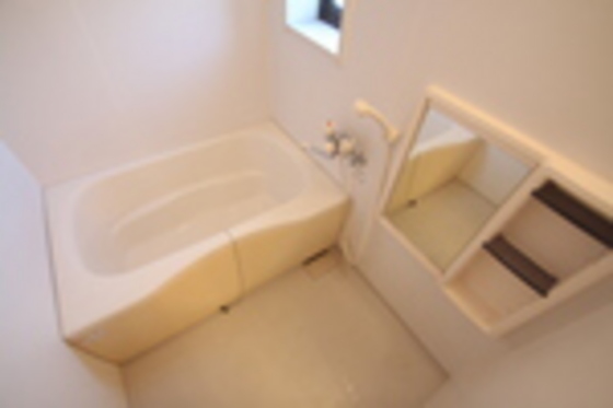 バス・シャワールーム　※別部屋の写真です。