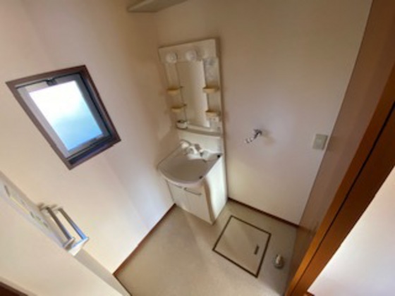 洗面設備　※別部屋の写真です。