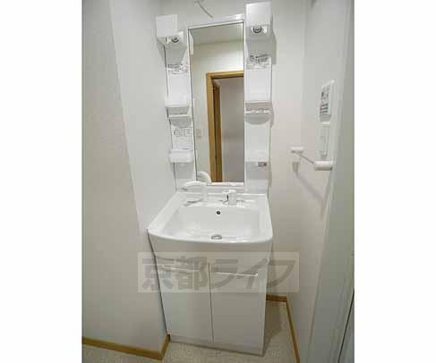 バス・シャワールーム　バスルームです。