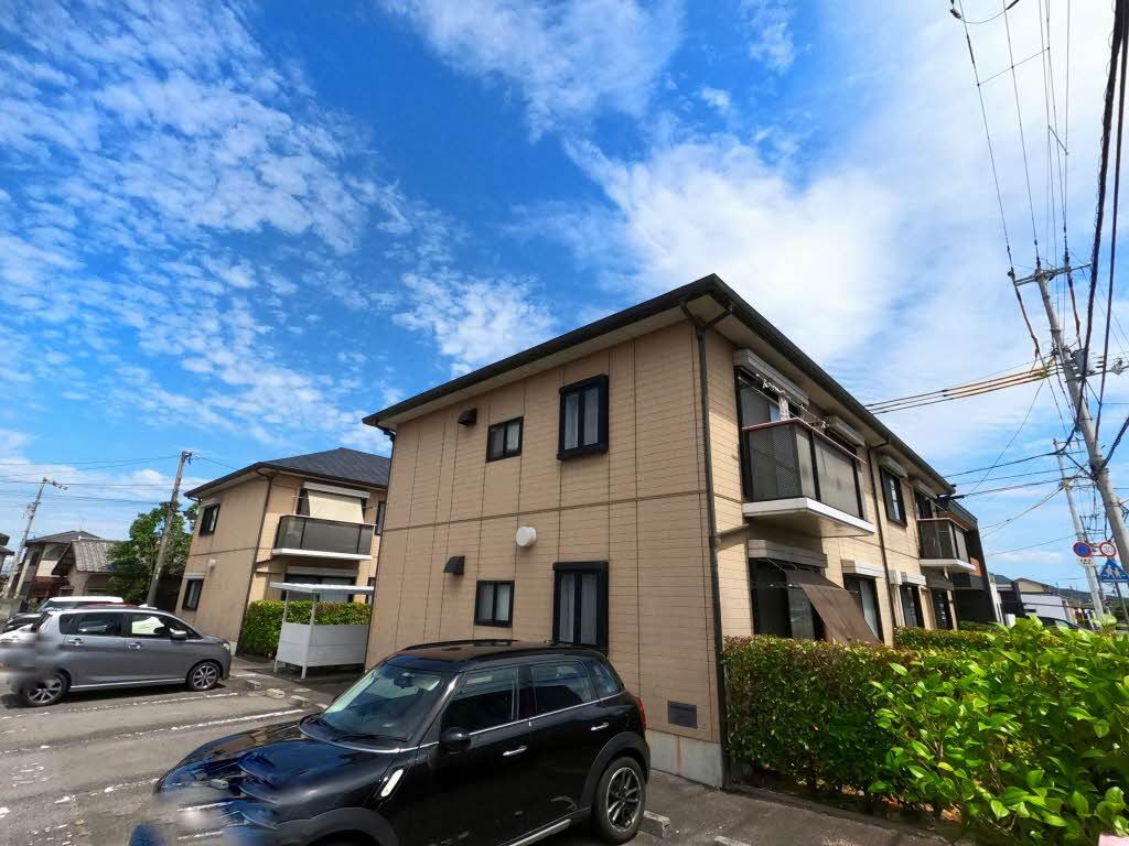 建物外観　下岡撮影