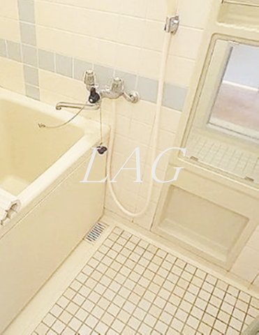 バス・シャワールーム　お風呂です。