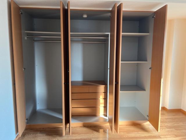 収納　クローゼット