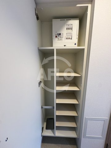 収納　エスリード大阪城EAST　シューズボックス