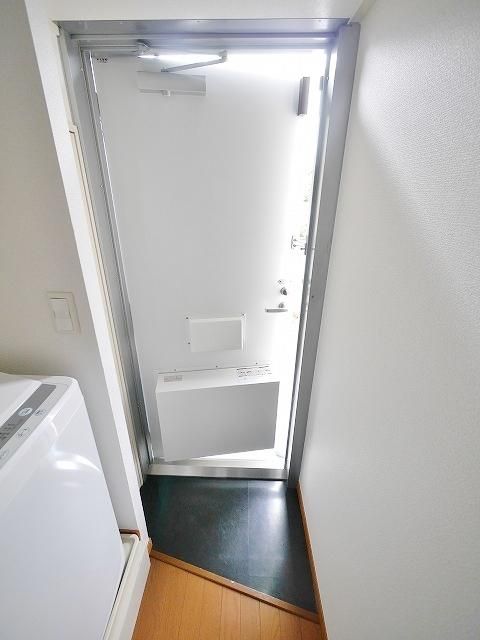 玄関　★シューズボックス付き玄関スペース★