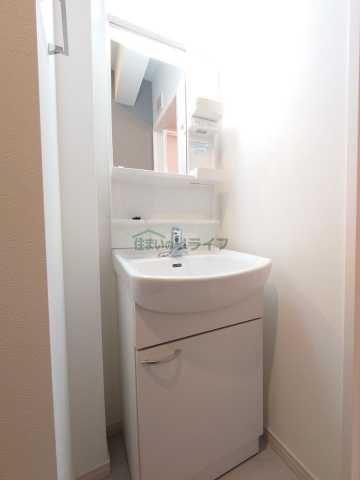 洗面設備　別部屋の参考写真で御座います。