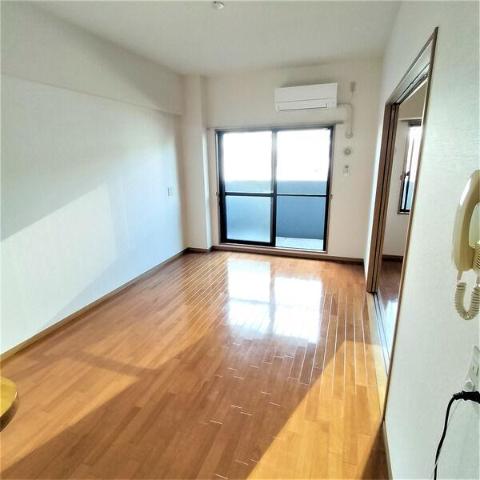 居室・リビング　室内（イメージ）