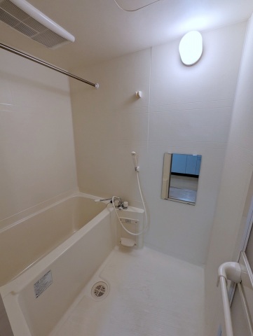 バス・シャワールーム　乾燥機付き