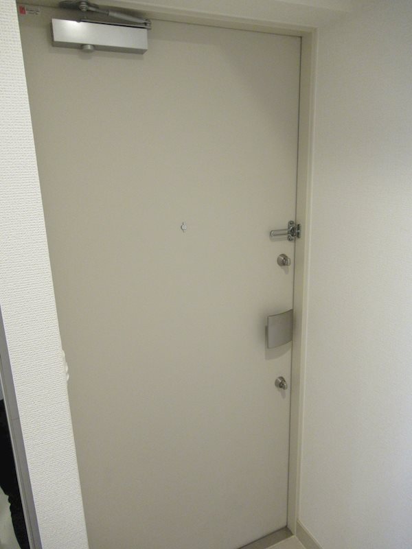 玄関　※参考写真