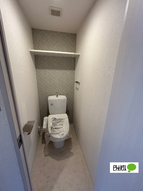 トイレ　他号室の写真です。