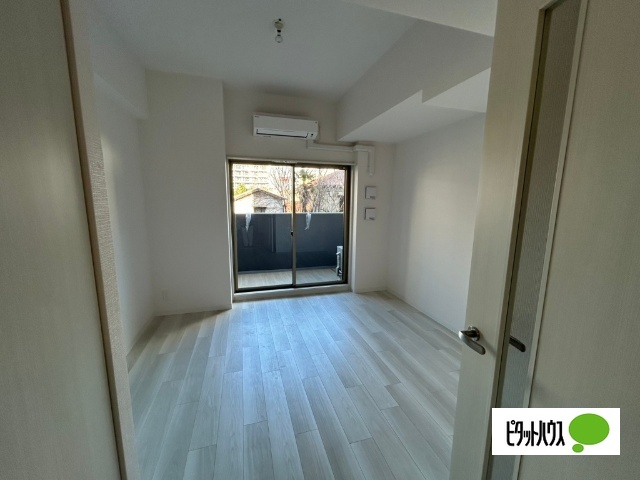 居室・リビング　他号室の写真です。