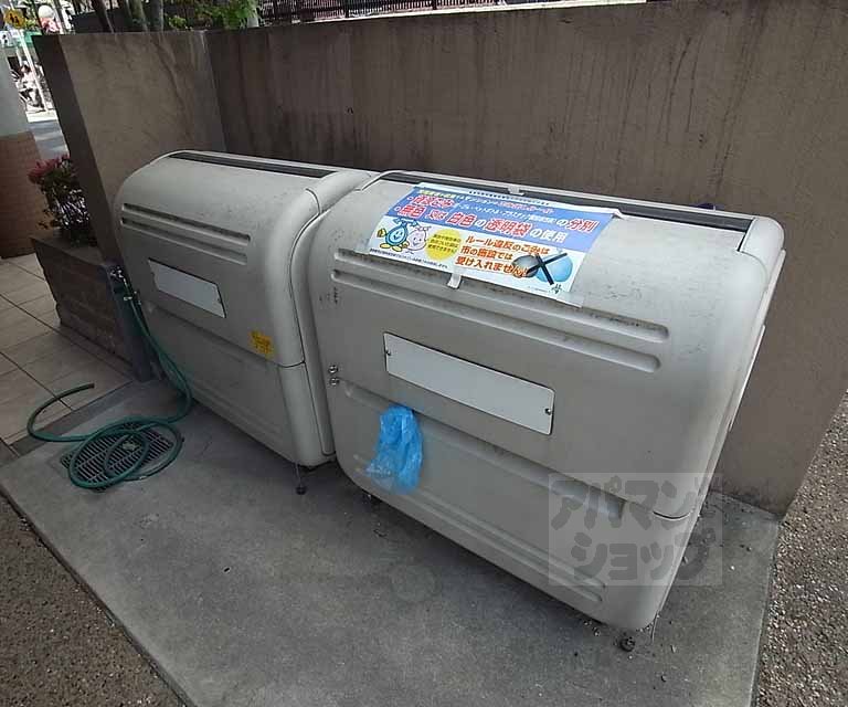 その他　ダストボックス