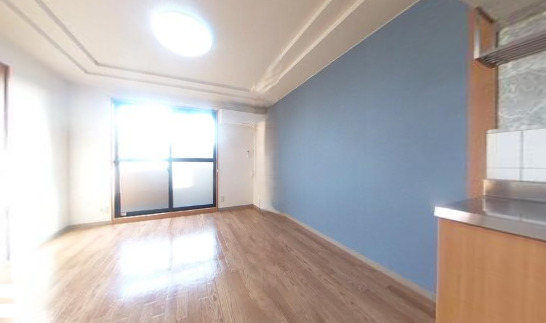 居室・リビング　※現況優先