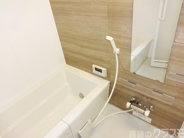 バス・シャワールーム　いいサイズ感！