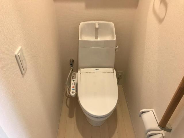 トイレ　トイレ