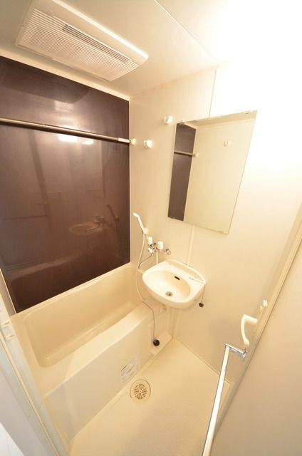 バス・シャワールーム　★お部屋探しは株式会社タウンハウジング東京まで★