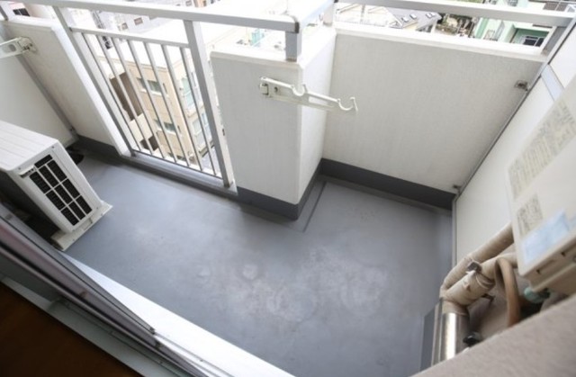 バルコニー　バルコニー