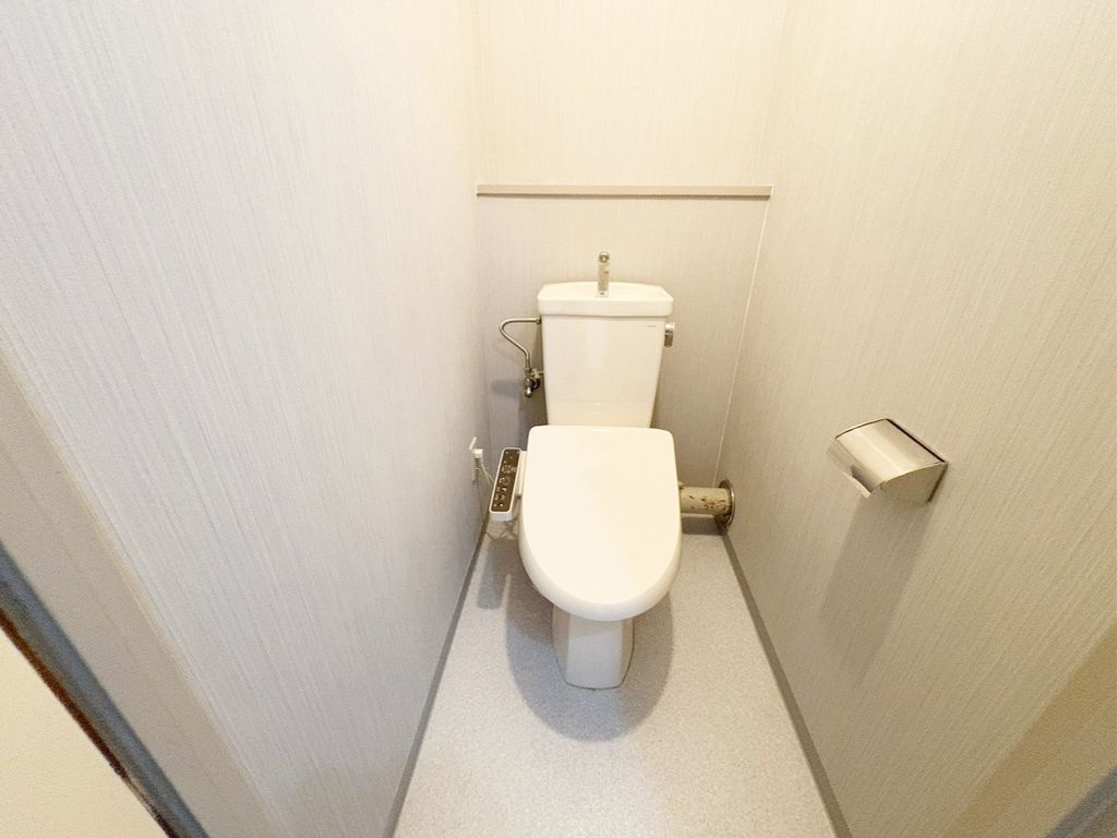 トイレ　トイレ