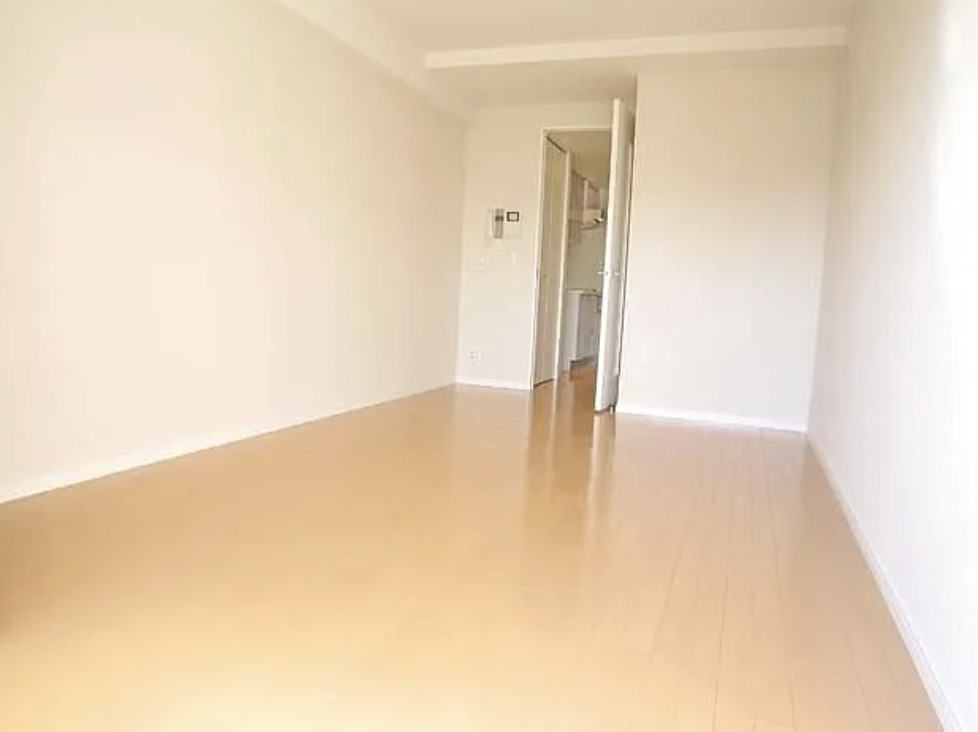 居室・リビング　※別部屋の参考写真です。