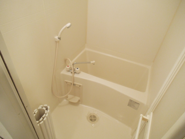 バス・シャワールーム　バスルームです！
