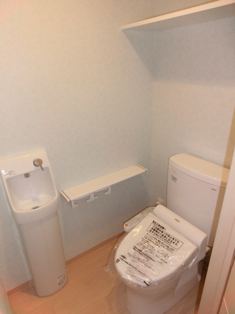 トイレ　エクレールＨＰ上星川　トイレ