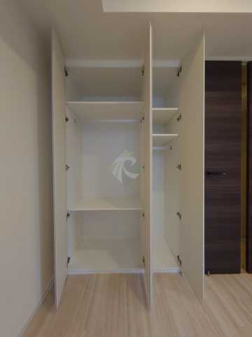 収納　パークハビオ東中野