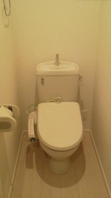 トイレ　シャワートイレ