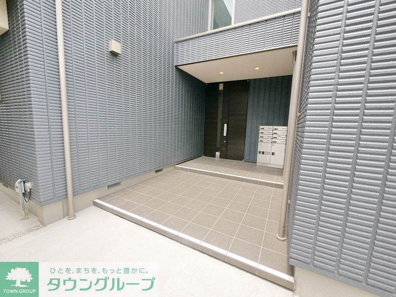 エントランス　バルコニー