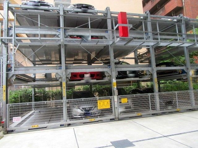 駐車場　駐車場