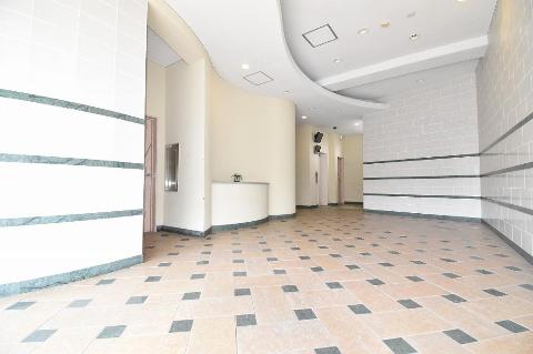 エントランス　外観写真（昼）