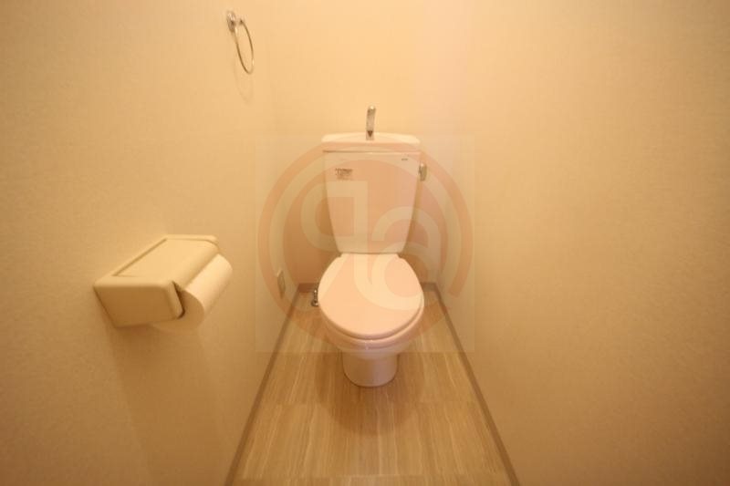 トイレ　コンパクトで使いやすいトイレです