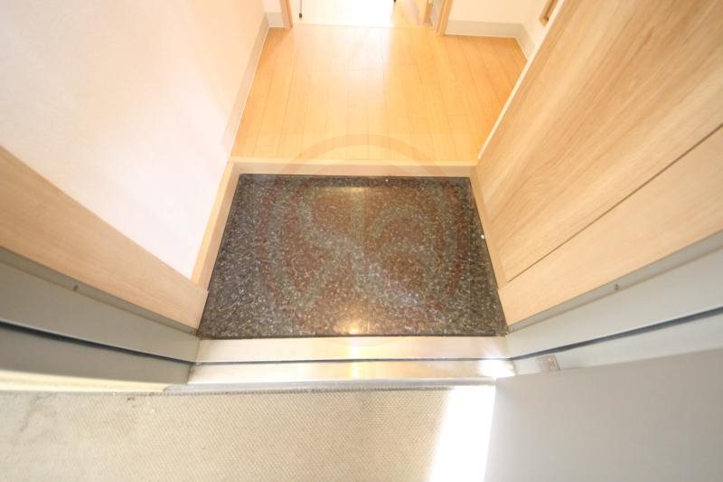 玄関　シンプルで使いやすい玄関です